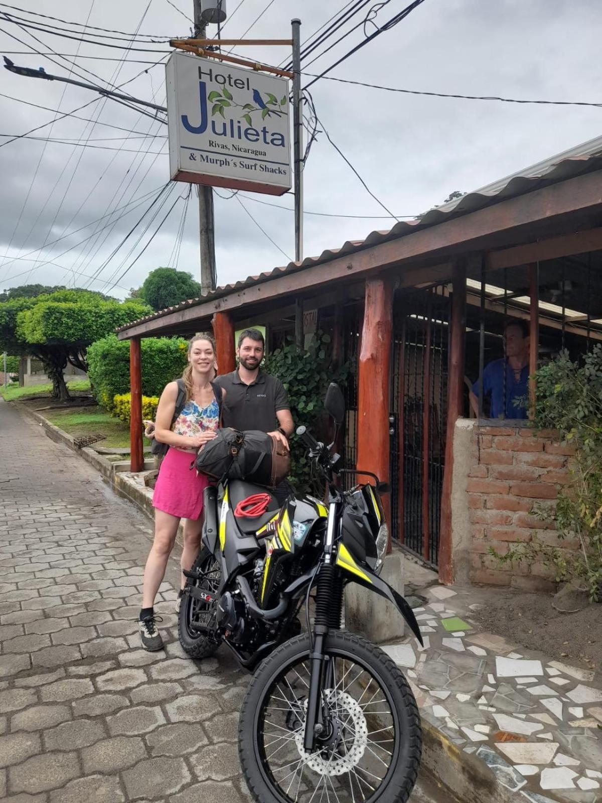 Hostel Julieta Rivas Zewnętrze zdjęcie